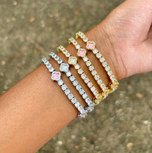 Load image into Gallery viewer, Clover Tennis Bracelet