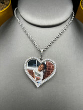 Load image into Gallery viewer, Heart Picture Pendant
